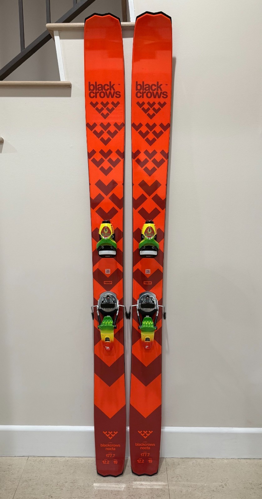 Black Crows Nocta Skis 177cm with Look Pivot 15 Bindings | eBay