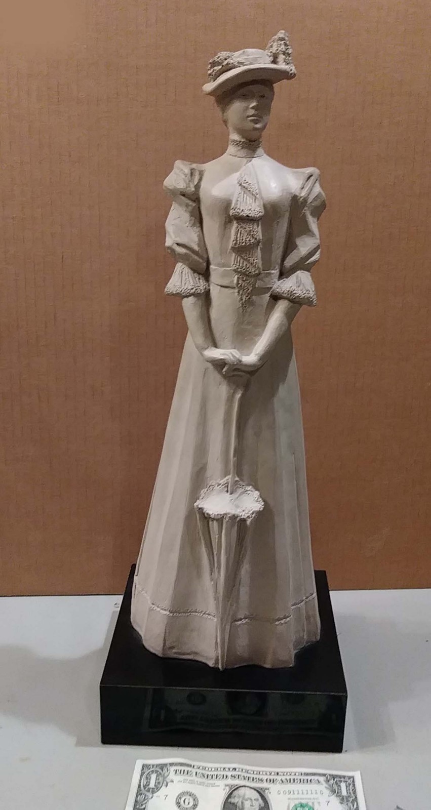 Austin Productions Victorian 1981 Rare 19 in Statue Figure