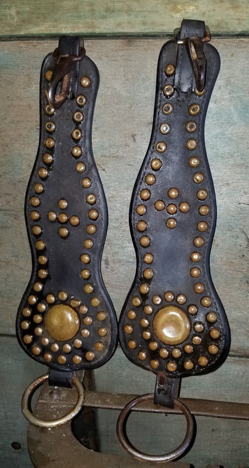 VINTAGE HORSE HARNESS LEATHER MEDALLIONS BRASS RIVETS FARM DECOR