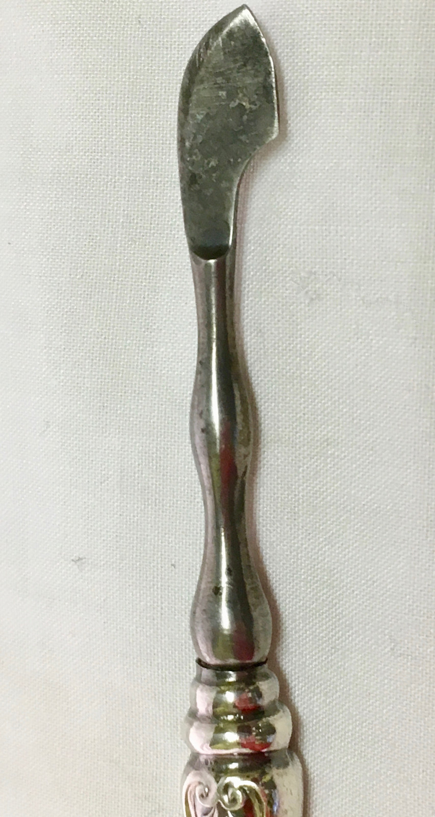 Art Nouveau Sterling Silver Handled Cuticle Press / Cutter Vintage Manicure Tool