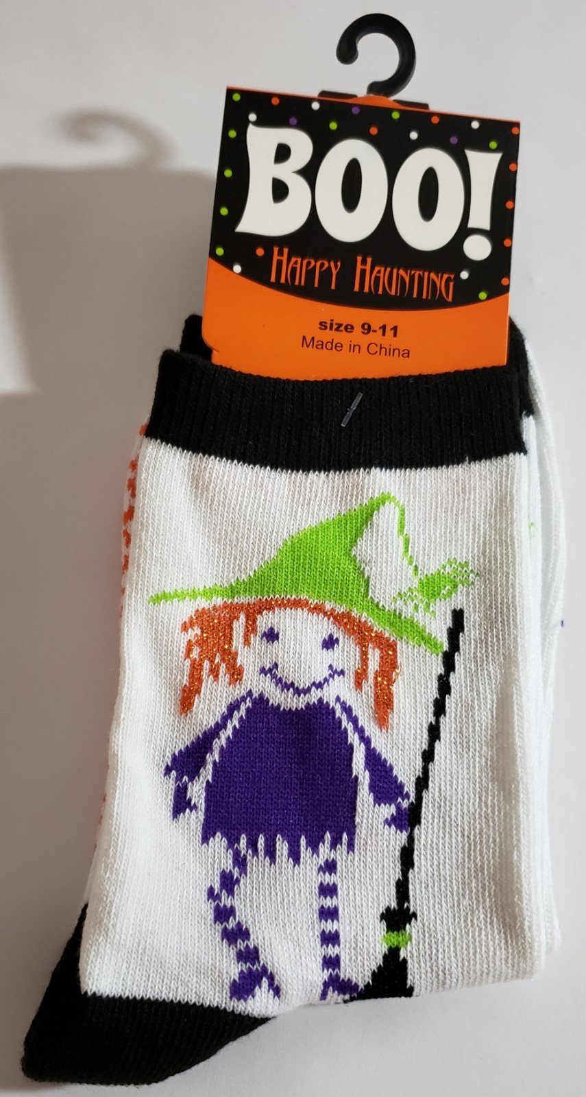 Halloween Socks Ladies Size 6-8 and 9-11 (Smiling Witch Print)