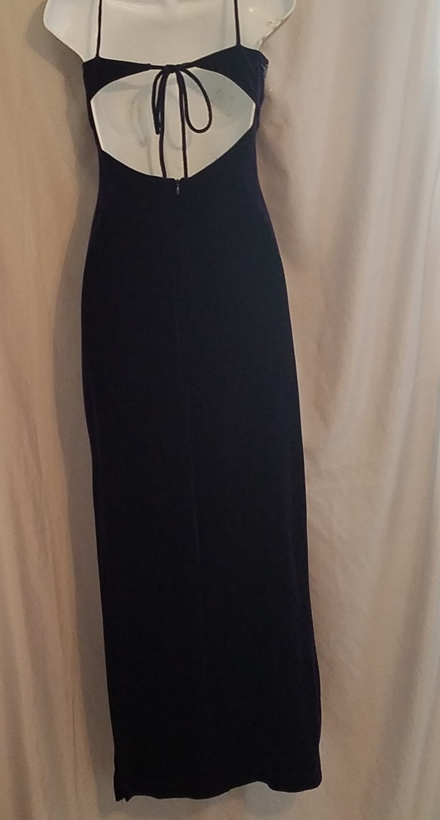 Morgan & Co. Long Purple Size 3 Gown - GORGEOUS!