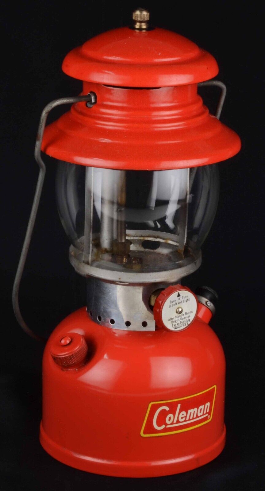Vintage Coleman Model 200A Single Mantle Lantern April 1958 Vintage Coleman Model 200A Single Mantle Lantern April 1958