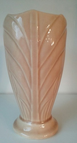 Vintage pottery vase unknown maker 6.5