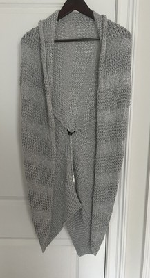 Sisley lot of 2 women s cardigans Sz. M grey beige