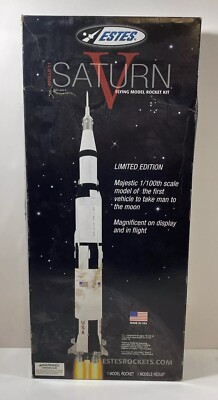 Estes Apollo 11 Saturn V  1/100 Scale Model Rocket #2157 New Open Box