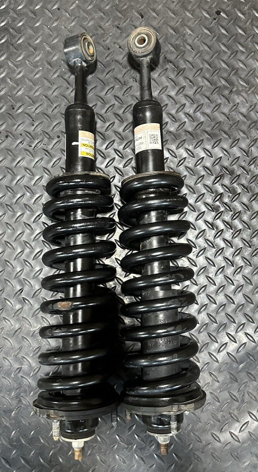 SHŌMKA Amazon.com: Fox Shox 985-02-002 2.0 P.S. Coil-Over IFP Shock