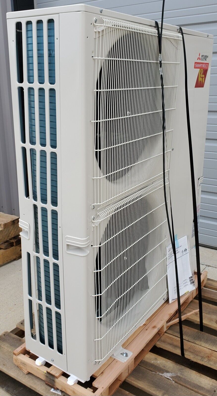 Mitsubishi 42K BTU 22 SEER Heat Pump Mini