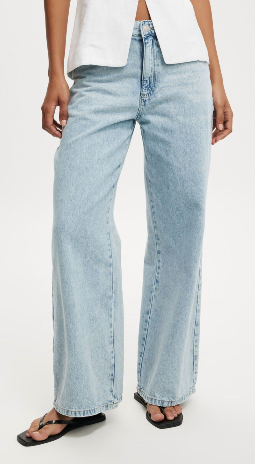 Cotton:On Women's Relaxed Wide Leg Jeans Palm Blue Light Wash Cotton On Size 2