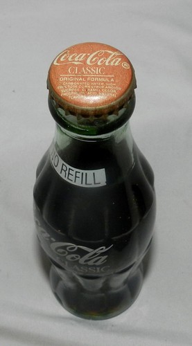 Coca Cola Atlanta 1996 Olympics Commemorative Bottle Atlanta Salutes 6.5 Oz