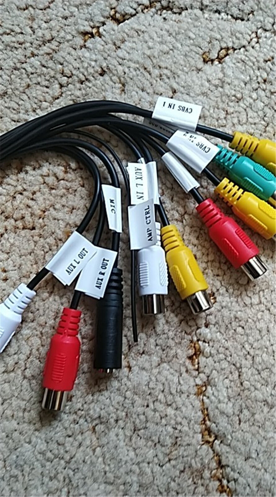 Car SUV Stereo Radio RCA Output Wire Aux-in Adapter Cable 20 Pin +Mic Universal
