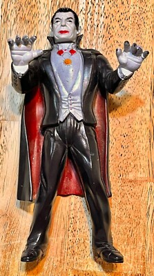 Vintage Imperial 1986 Universal Pictures Classic Movie Monster Dracula 8'' Figure