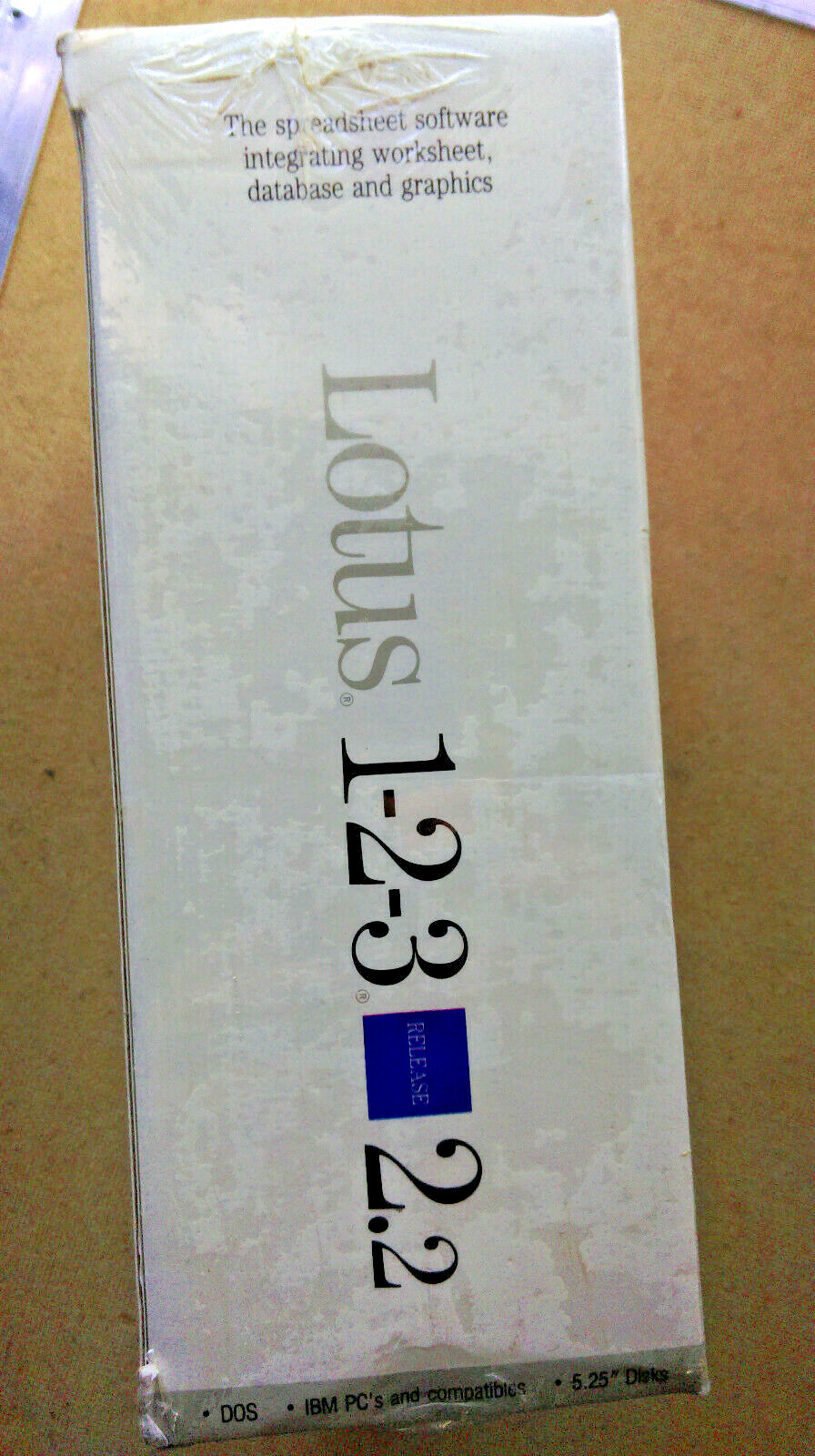 NEW Vintage Lotus 1 2 3 for DOS Retail Box Release 2.2 Factory Sealed 1989