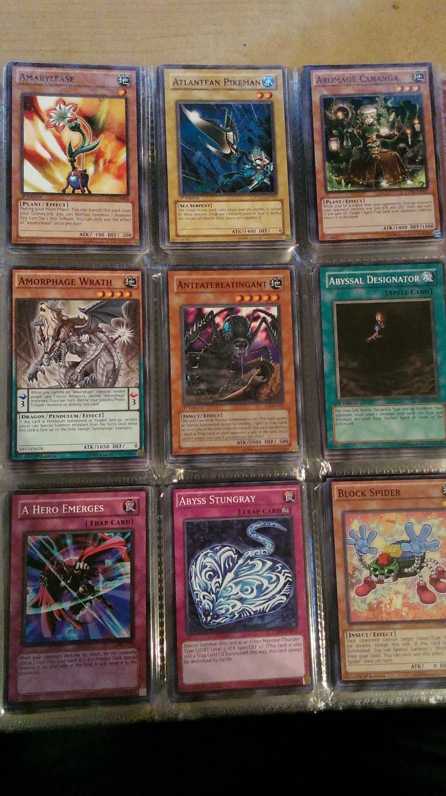 Yu-Gi-Oh! Mixed Lots of 100 cards from multiple sets, most cards in Mint quality