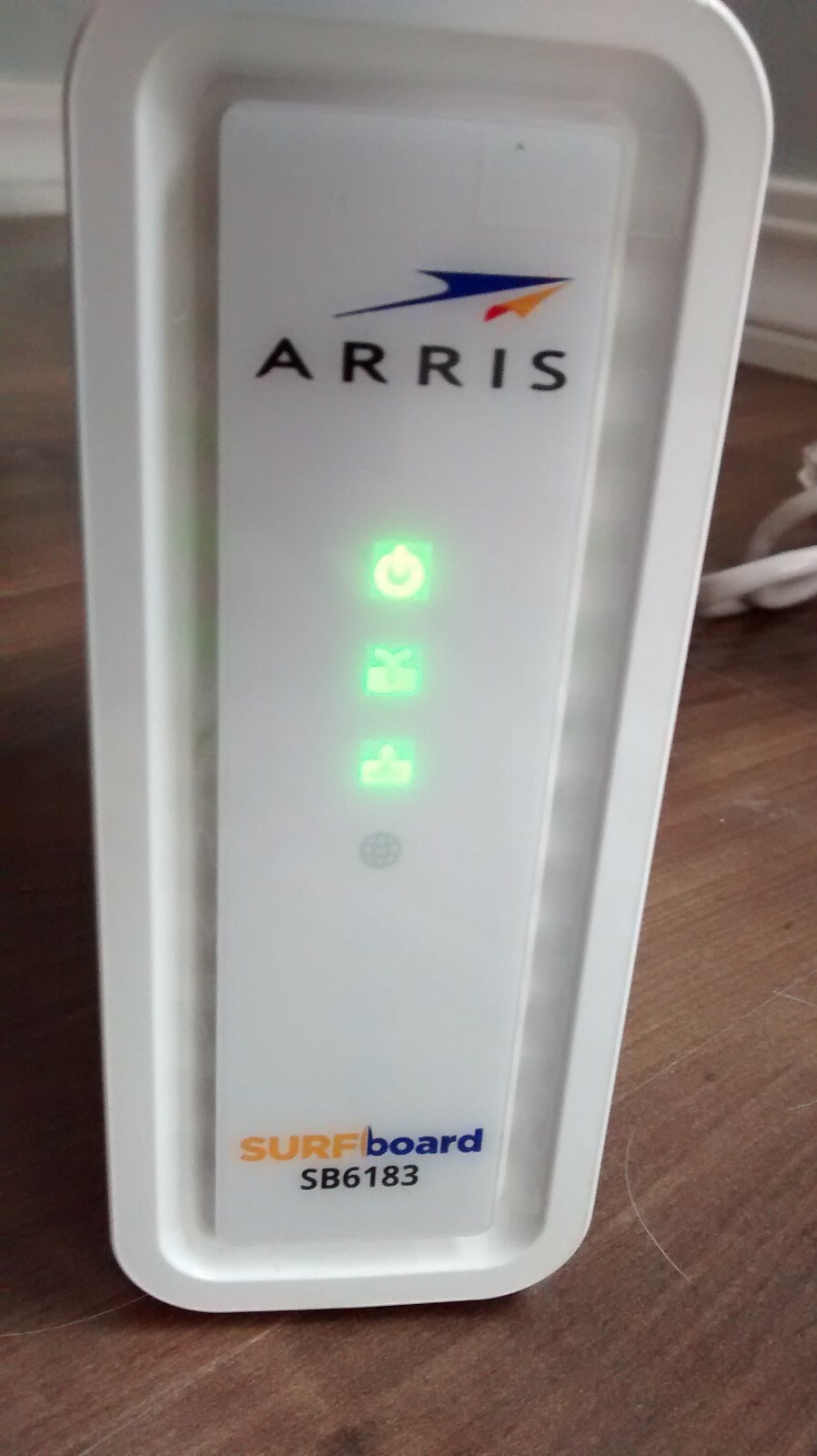 ARRIS/Motorola SB6183 686 Mbps Cable Modem DOCSIS 3.0 - White