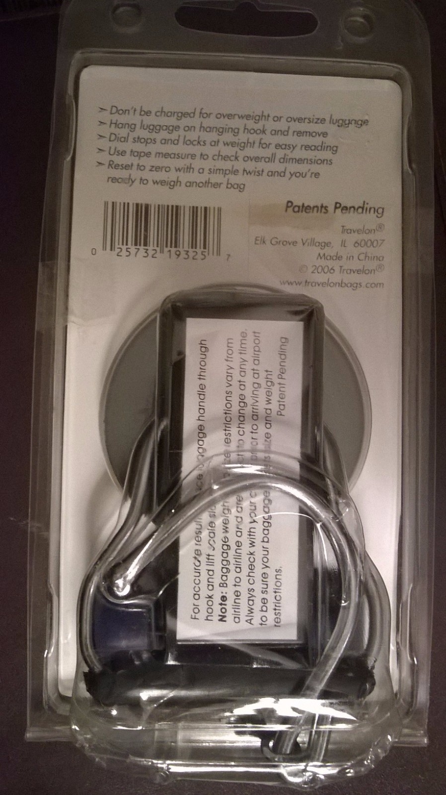 NEW IN PKG.TRAVELON Stop and Lock 75 lb. Luggage Scale with Tape Measure (#1932)