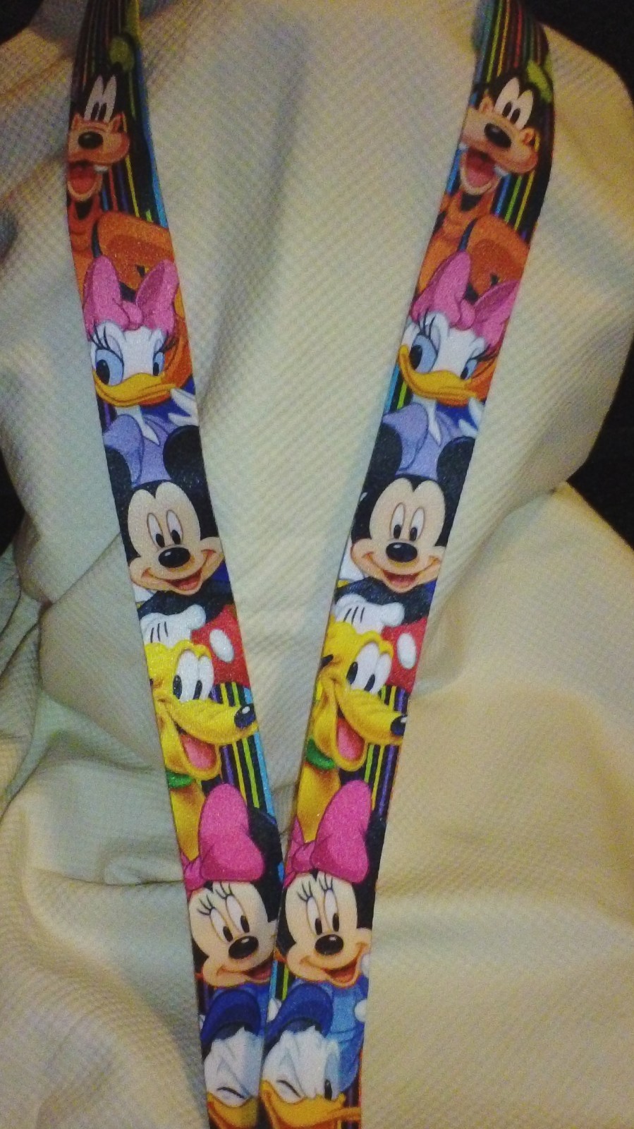 DISNEYLAND PARIS LANYARD FAB 5 & DAISY BLACK/RAINBOW COLORED 37 IN CHILD eBay