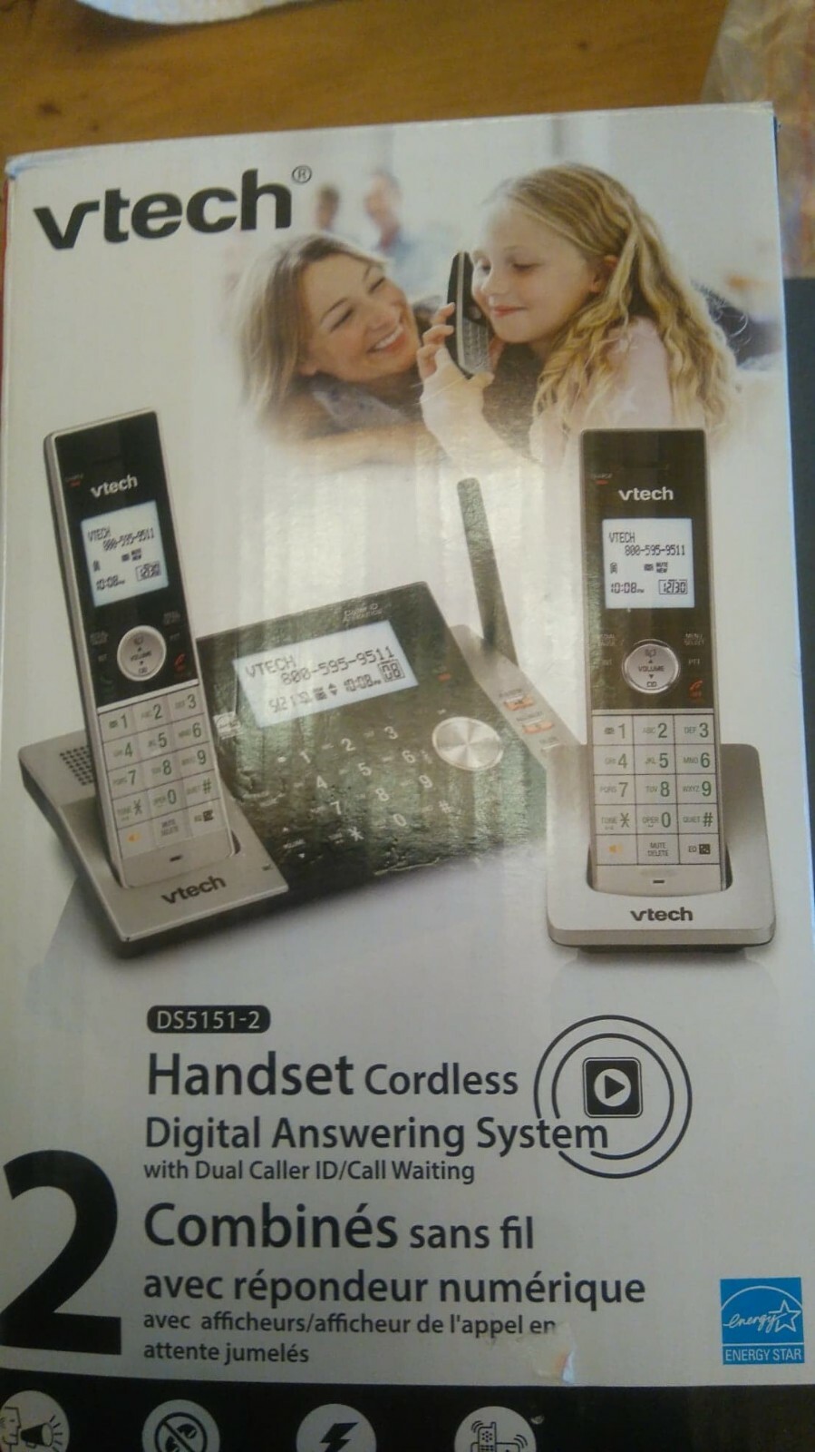 VTech DS5151-2 Cordless Phone with 2 Handsets, Digital Answering System & DECT 6