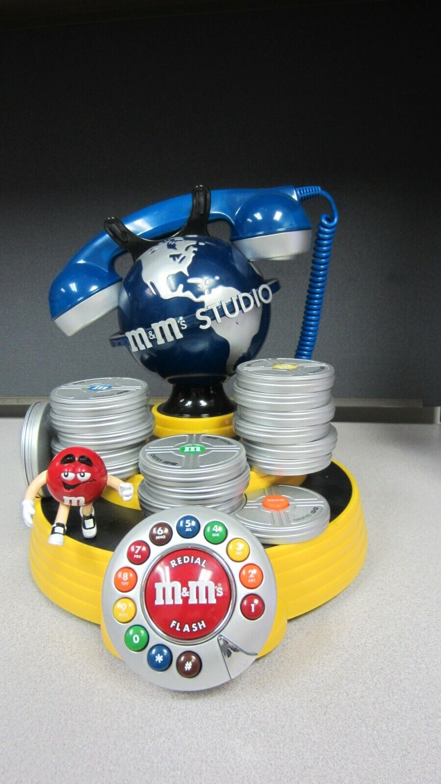 M&M's SP022862 Candy Characters Vintage Telephone Studio M&M's SP022862 Candy Characters Vintage Telephone Studio