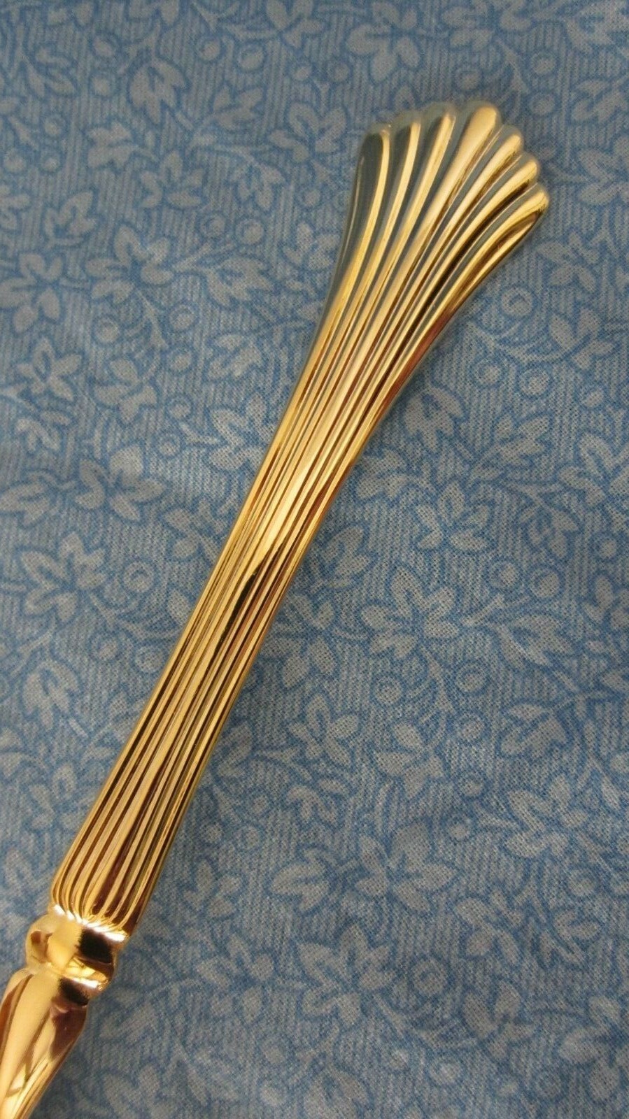 Vintage Cambridge Stainless Gold Tracy Flatware Kitchen Holi