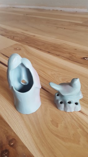 Rosemeade Pottery Love Birds Vase Song Bird Flower Holes Blue Matte Glz N Dakota