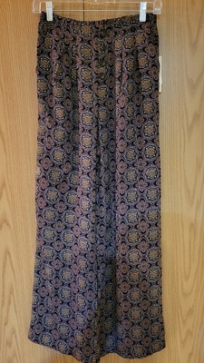 NEW. Ladies Sz Sm  Light Wgt Wide Flowng Leg Printed Pants By LIVE TO BE SPOILED