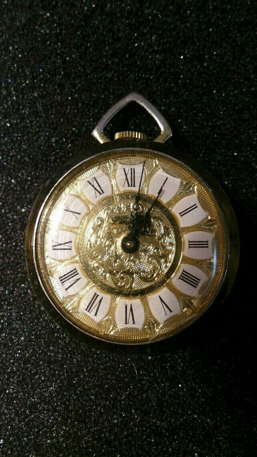 SWISS MADE LUCERNE PENDANT WATCH GOLD TONE