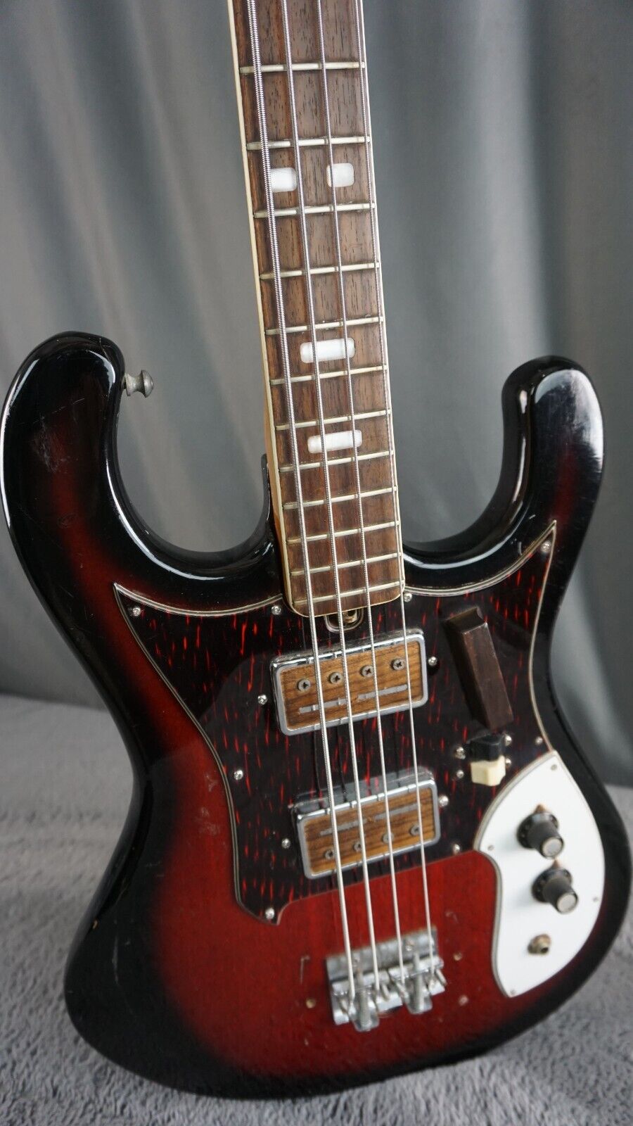 Kingston/Teisco Bass Guitar 1960s - Red Burst | eBay Kingston/Teisco Bass Guitar 1960s - Red Burst | eBay