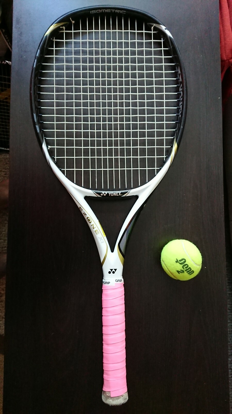 YONEXイーゾーン107 YONEX 【国内正規品】【在庫処分】【ガット代無料】 (ヨネックス