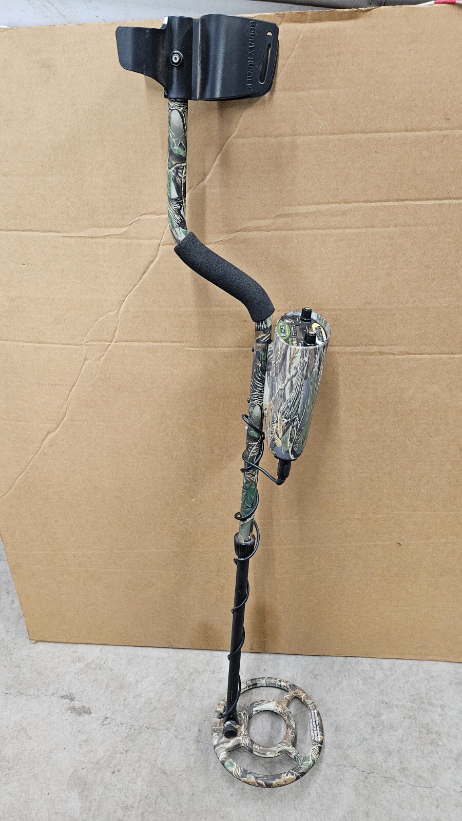 Cabela's BOUNTY HUNTER ULTRA MAG CAMO SHARP SHOOTER METAL DETECTOR W/BAG Cabela's BOUNTY HUNTER ULTRA MAG CAMO SHARP SHOOTER METAL DETECTOR W/BAG