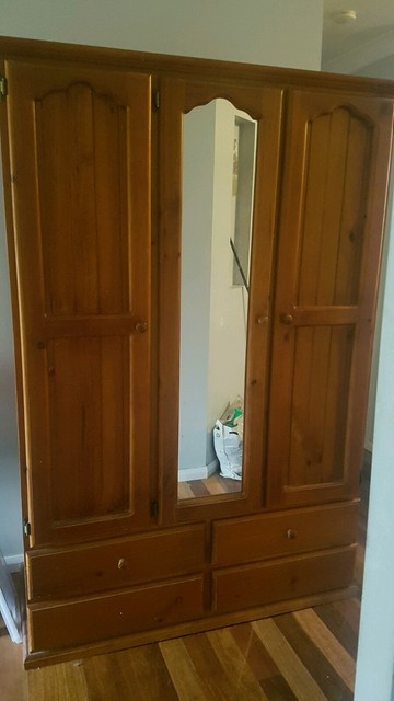 Solid Polished Wardrobe Wardrobes Gumtree Australia Lake