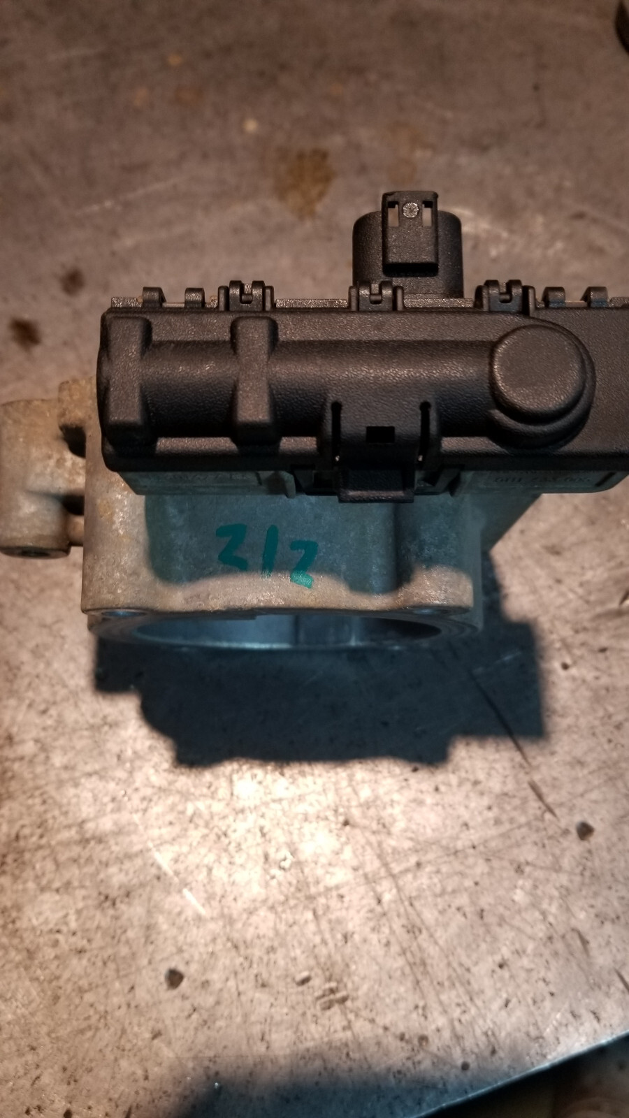 12601677 GM 11-16 2500 3500 HD 6.6L Diesel Turbo Pre Heater - Picture 6 of 6