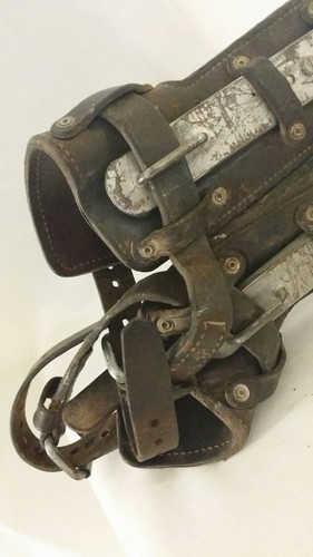 VINTAGE PAIR 1950'S BELL CLIMBERS GAFFS TREE POLE CLIMBING SPIKES LINEMAN