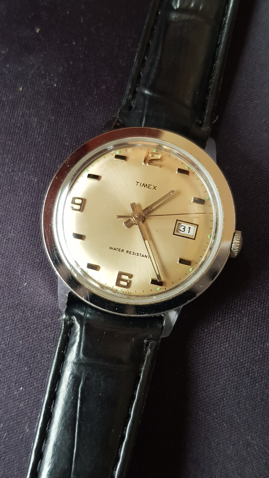 Timex Limited Edition 1972 復刻モデル ゴールド Timex Limited Edition 1972 復刻モデル ゴールド