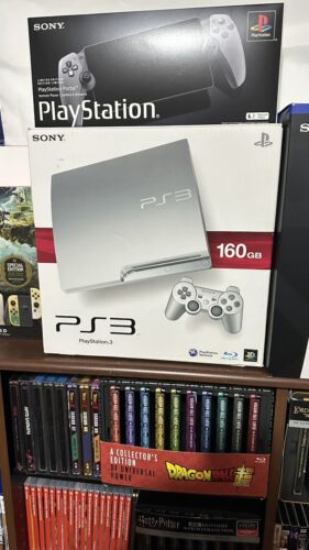 PlayStation 3 (160GB) satin silver (CECH-2500A SS) japan PlayStation 3 (160GB) satin silver (CECH-2500A SS) japan
