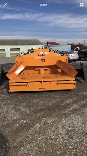 asphalt paver