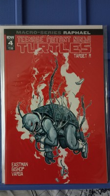 TEENAGE MUTANT NINJA TURTLES MACRO-SERIES #4 RAPHAEL RARE COVER B (IDW) (VF-)  