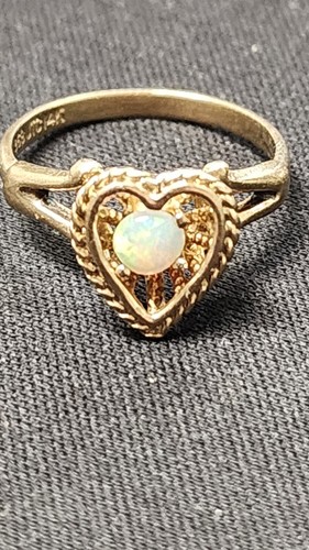 【TATIANA】Opal Heart Ring★送料無料 Lab-Created Pink Opal Heart Ring Sterling Silver | Kay