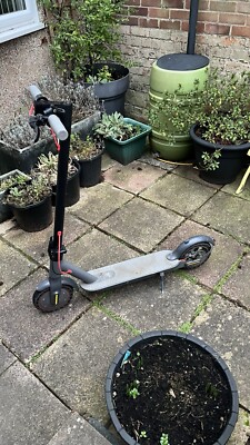 Aovo Pros M365 ES80 Electric scooter 350W 31KMH 10.5 Ah with App Waterproof