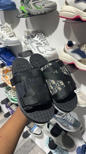 Pre-owned Dior Alpha Sliders In Black