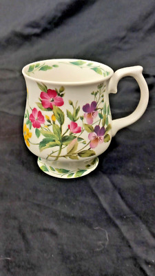 Queen's Royal Horticulture Society Fine Bone China Cup - The Garden