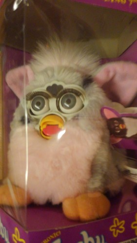 NIB 1998 ORIGINAL FURBY 70-800 Gray Black Spots Pink Belly Ear BOX damage BG