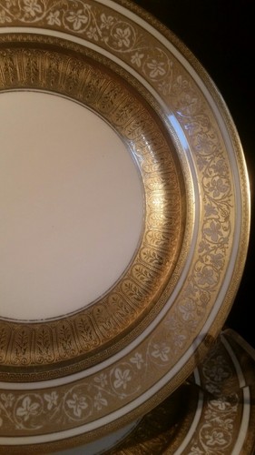 Set of 12 Heinrich & Co. Selb Bavaria Gold Encrusted Dinner Plates 11