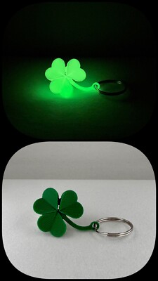 Flexibles Kleeblatt / Irish shamrock Schlüsselanhänger