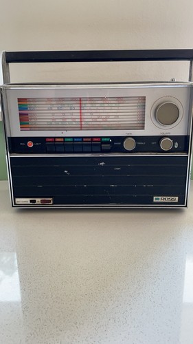マルチバンド　ラジオ　レトロ　Solid State multi-band レトロSOLID STATEマルチバンドラジオAM/FM/TV1/TV2/PSB - メルカリ