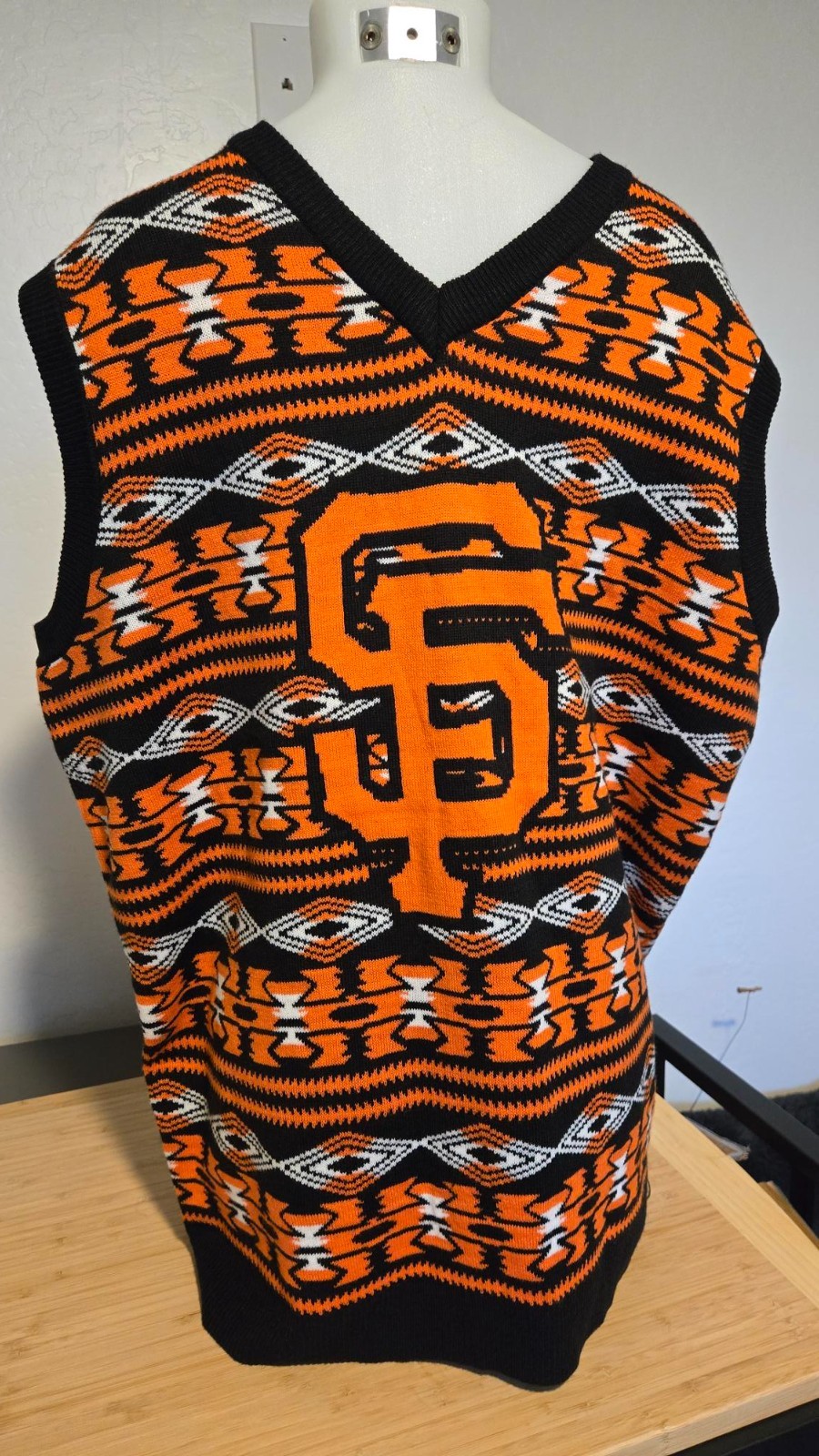 NEW MLB San Francisco Giants UGLY Sweater Vest  Men XL NEW NWT