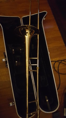 Vintage Blessing Trombone 498876 & Case with Mouthpiece for parts only untested