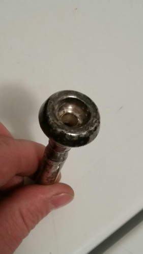 VINTAGE BUESCHER TRUE TONE DUO CUP  TRUMPET MOUTHPIECE USA  88-E