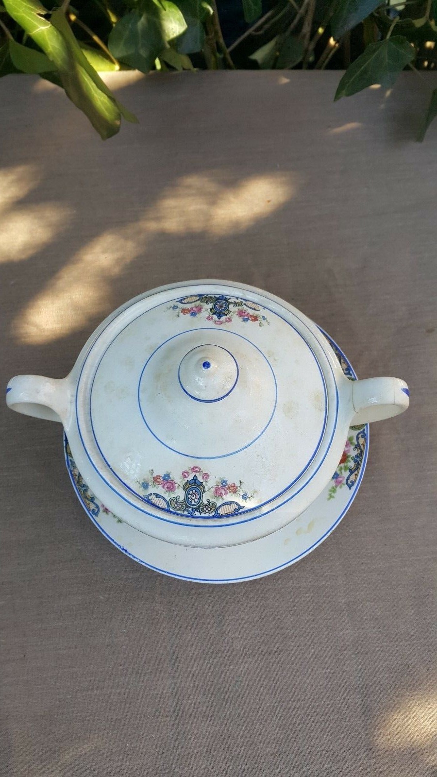 ANTIQUE Thompson Aladdin Plate and Dish with Lid