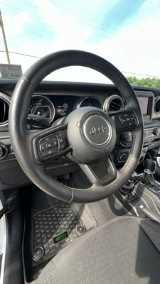 image 8 of interior